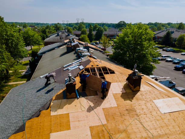 24/7 Emergency Roofing experts in East Grand Forks, MN